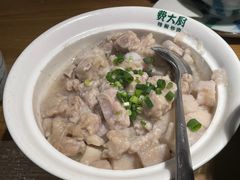 -费大厨辣椒炒肉(万家丽一店)