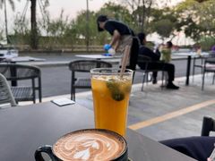 -ommo cafe(半岛城邦店)
