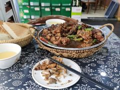 -八两八金·莱芜特色炒鸡(市南漳浦路店)
