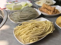 -光头药膳鸡(莱茵小镇店)