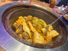 -山河屯铁锅炖·非遗东北菜(南山店)