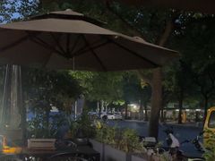 -麦凯伦烧烤·精酿超级工厂店(金桥总店)