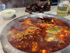 -忘情水鱼头·鲜鱼火锅(滨江中路店)