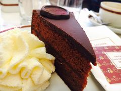 -Cafe Sacher(WIEN)