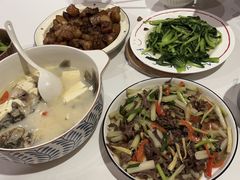 -爱的果实月嫂育婴师(世纪东方店)