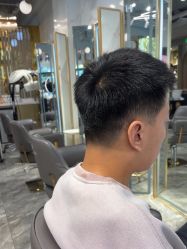 点击看大图 -容萨美业·美容美发