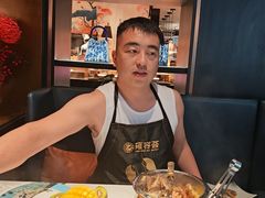 -雍容荟帝王蟹活龙虾展台自助(IFS黑金店)