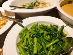 -Sala Thai Restaurant