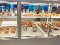 -好利来(上海长宁龙之梦店)