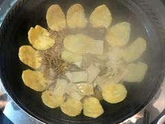 土灶地锅鸡-三里屯土灶炖公鸡地锅鸡(江东店)