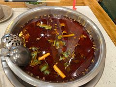 -肖肖酸萝卜鱼火锅(总店)