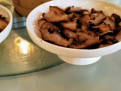 -老鼎万春卤菜(五代传承创始老店)