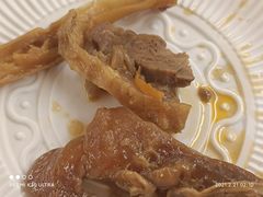 -霄汉牛三鲜湖北砂锅菜(万松园2店)