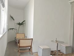 -洪小鹏生活美学馆(领SHOW天地店)