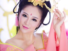 -九月鹰飞汉服摄影工作室