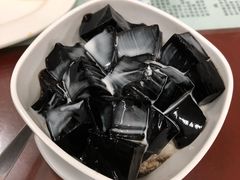 黑凉粉-阿三麻蓉汤圆(顺光大厦店)