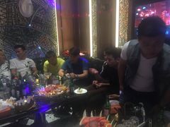 -麦度量贩式KTV(中联广场店)