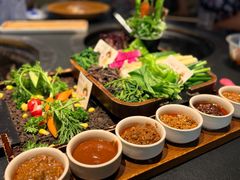 -蘸小院铁锅炖·蘸酱菜·东北菜(怀远门店)