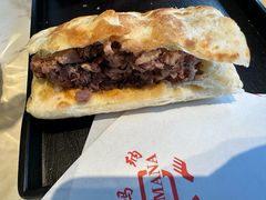 加焖子驴肉火烧-高玛纳驴肉火烧(一世界店)