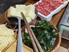 -黔有有贵州酸汤夺夺粉火锅(五味十字店)