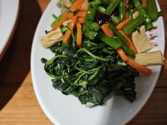 -清风园肘子馆(万家大激店)