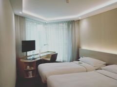 -香港皇家太平洋酒店