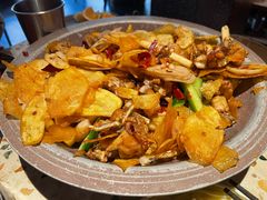 干锅美蛙-辣皇朝小龙虾(六一店)