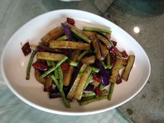 茄子炒豆角-石头咕(葵蓬店)