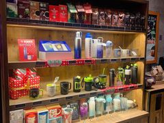零售区-星巴克(上海虹桥南丰城办公楼店)