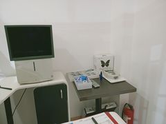 -肆兮眼镜·蔡司·徕卡战略合作店(大坪店)