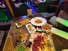 -Famous肥猫墨西哥音乐餐吧(五棵松华熙LIVE店)