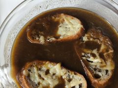 -火车头法国西餐厅