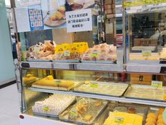 面包甜点陈列柜-鲍师傅糕点(西站店)