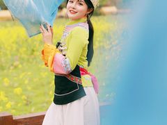 -高荡千年布依古寨旅游景区