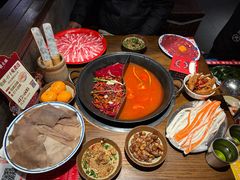 -萍姐火锅·公路夜市(武汉首店)