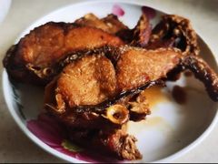 -梅记大块头爆鱼店(乍浦路店)