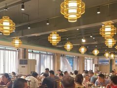 大堂-肖肖酸萝卜鱼火锅(总店)