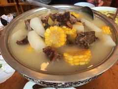 -石磨豆花家常菜·牦牛排土火锅