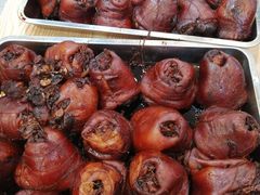 香酱热肘子-傅记酱肉