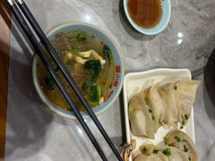 -小姜锅贴(凤凰街店)