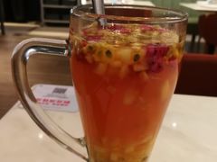 -港丽餐厅(高德置地店)