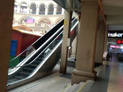 -王府井奥莱临潼小镇(临潼店)