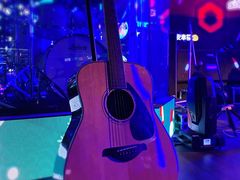 -以串成名·音乐烤吧(曹路恒越荣欣店)