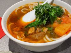 焖肉小锅米线-半山腰·云南菜(侨福芳草地店)