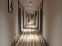 -白玉兰酒店(上海田子坊马当路地铁站店)