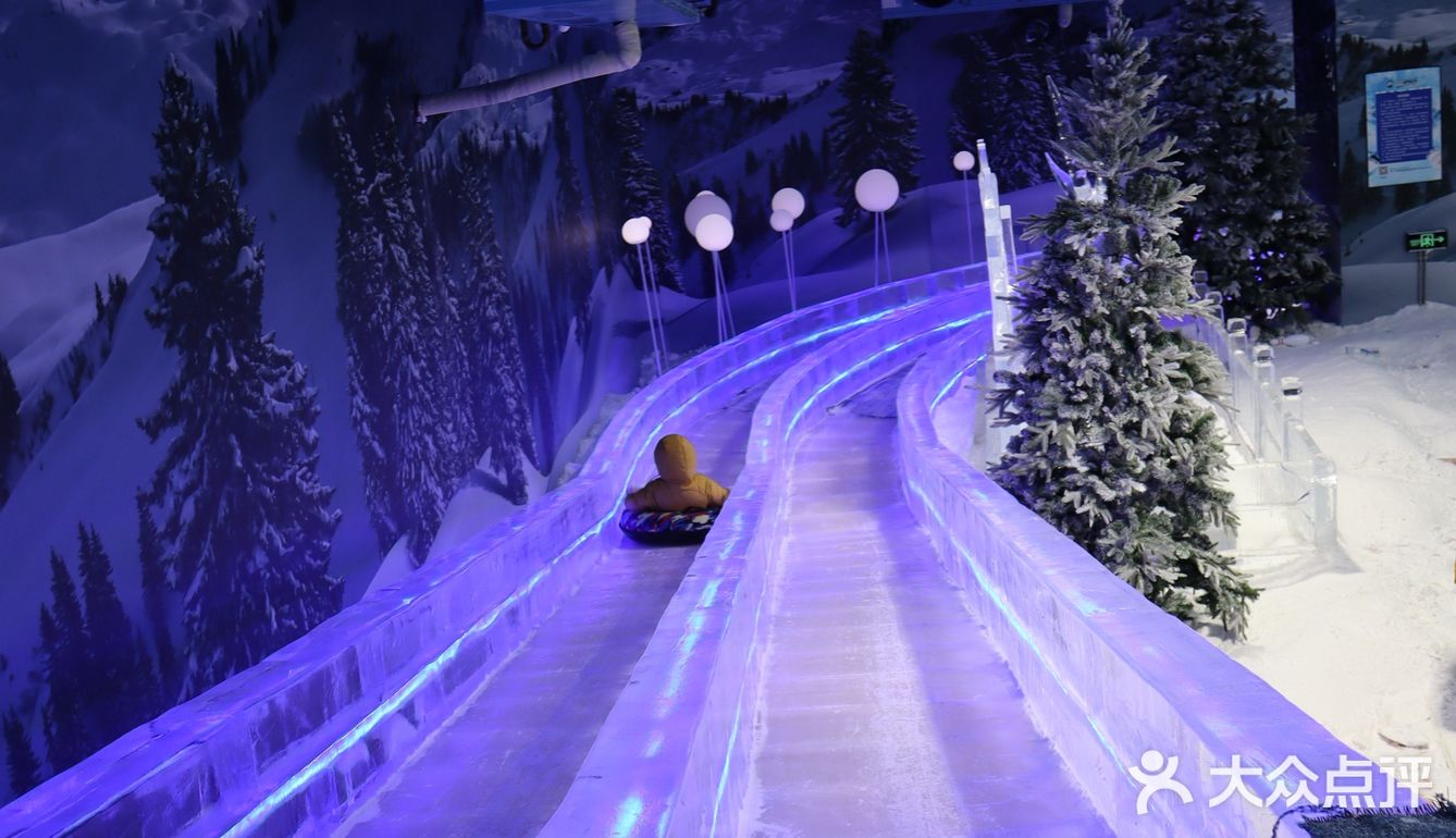 杭州首发冰雪世界夏日冰火两重天一秒回到冬天