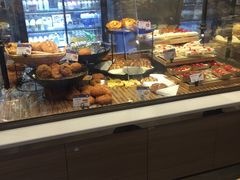 -巴黎贝甜(大宁国际商业广场店)