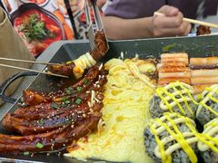 -豚妈妈汤饭·部队锅(南京东路店)
