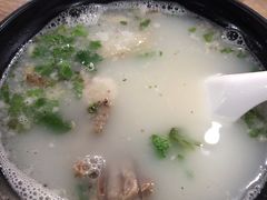 -吕记清真美食城(永兴服装街店)