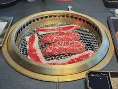 -铭牛烧肉·和牛海鲜自助(高新月牙湖店)